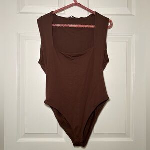 ZARA Ribbed Scoop Neck Bodysuit – Chocolate Brown (M)